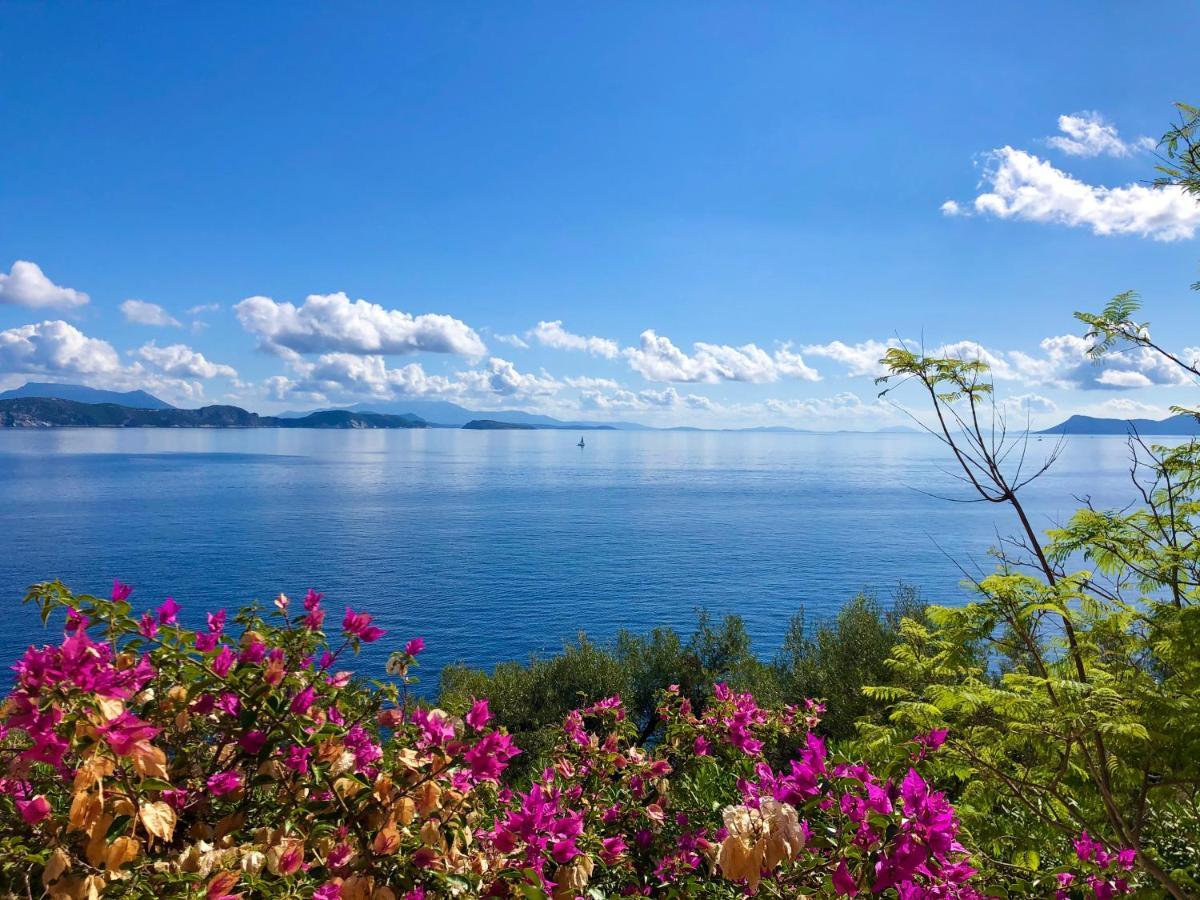 Villa Nautique - Waterfront Sívota Buitenkant foto