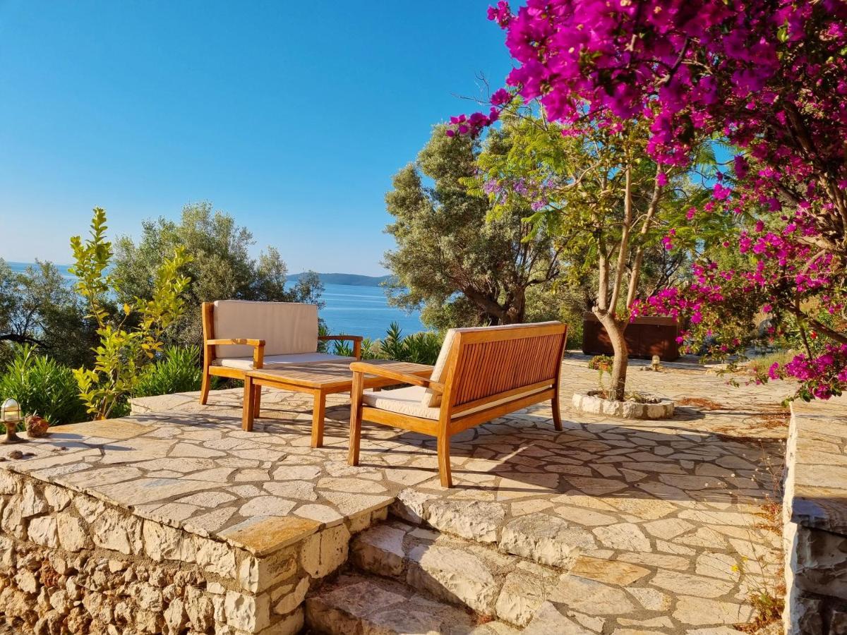 Villa Nautique - Waterfront Sívota Buitenkant foto