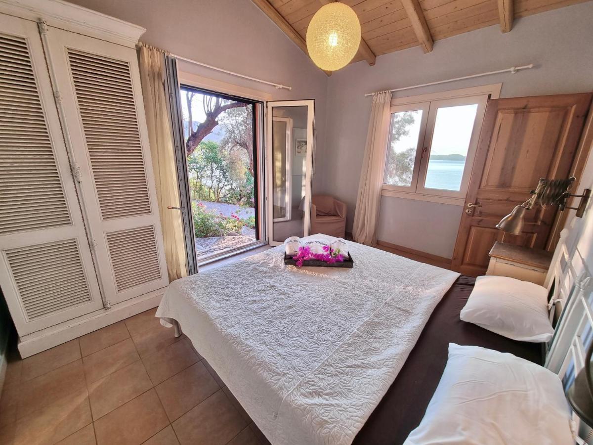 Villa Nautique - Waterfront Sívota Buitenkant foto